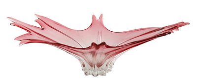 MURANO. LARGE ITALIAN CRYSTAL CENTERPIECE. Made of Cranberry Glass in the form of a giant 