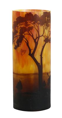 DAUM NANCY – FRENCH CAMEO GLASS VASE. 1905-1910 circa. Decorated with a landscape featuring a 