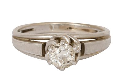 14K WHITE GOLD RING. Set with an old-cut diamond weighing approx. 0.35 ct. Size approx. 4.75 US.