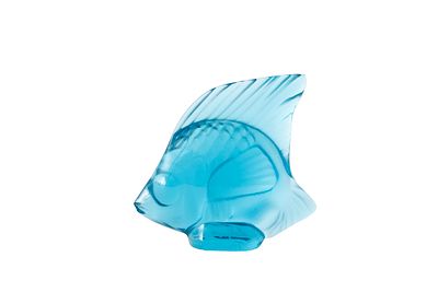 Lalique. מניאטורת קריסטל צרפתית. בדמות דג בגוון טורקיז בגימור סאטן. מיצירתו המקורית של רנה לאליק 