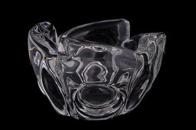 Sevres. מאפרת קריסטל צרפתית. מאסיבית. חתומה. קוטר: 17 ס"מ.