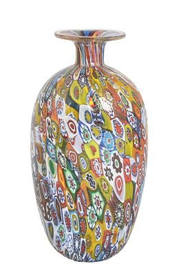 Murano. אגרטל זכוכית איטלקי, . מעוטר בסגנון בטכניקת Millefiori ואבקת זהב. כולל דיסק קטלוג של 
