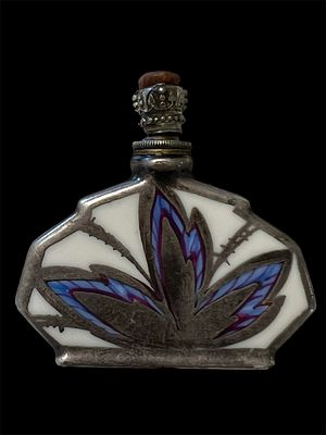 ENAMEL SNUFF BOTTLE 
SILVER ANTIQUE