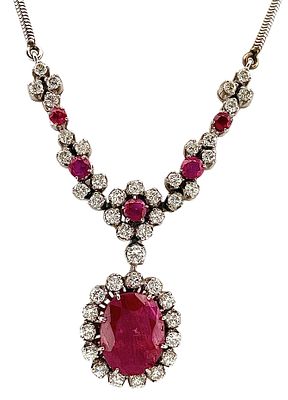 Vintage 18kt gold necklace, weight 16.95 g, with rubies 5.70 ct and diamonds 1.60 ct. Vintage 
