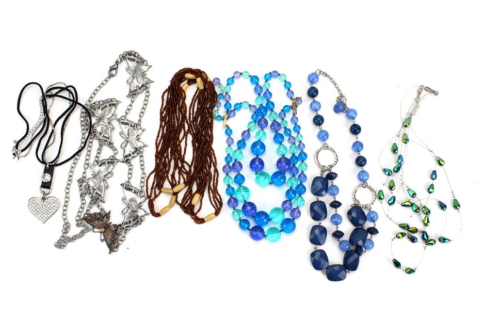 Lot 194: Group of Six Fashion Costume Necklaces