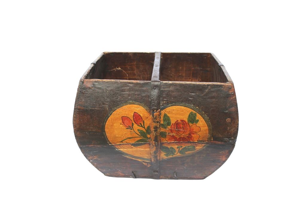 Lot 244: Chinese Wood Bin Basket (Dou) with Floral Design