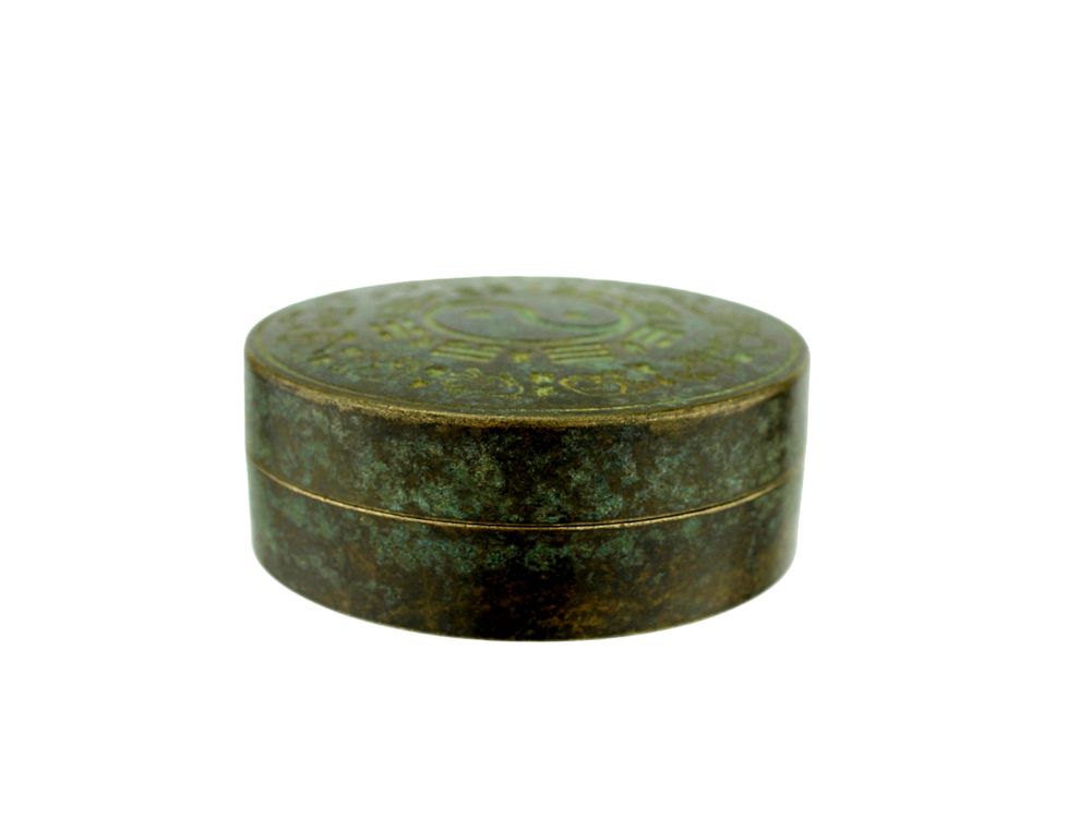 Lot 262: CHNIESE BRONZE ROUND INK BOX