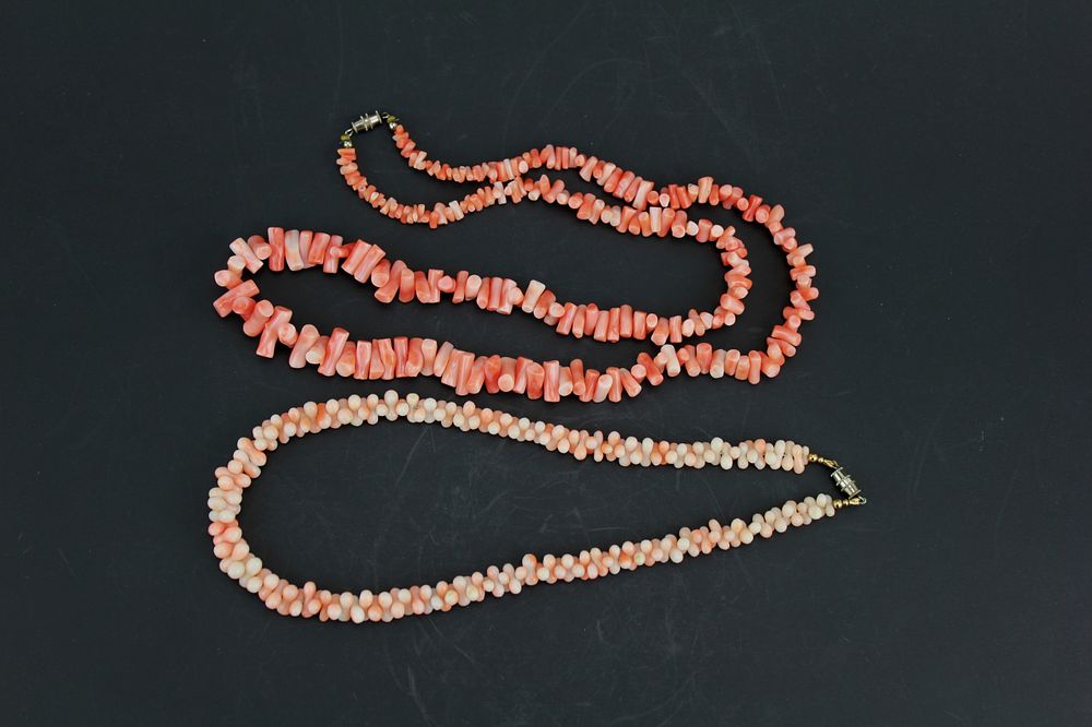 Lot 320: Two Strands of Vintage Coral Necklaces