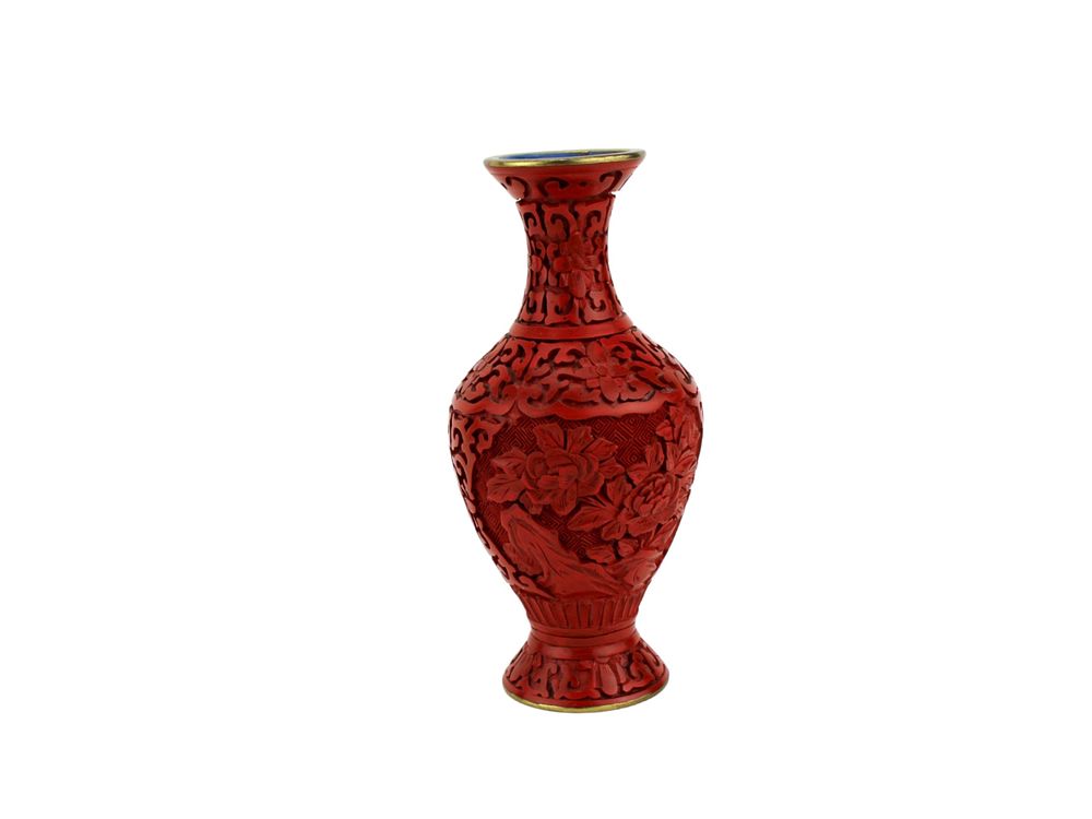 Lot 337: Chinese Carved Cinnabar Lacquer Vase