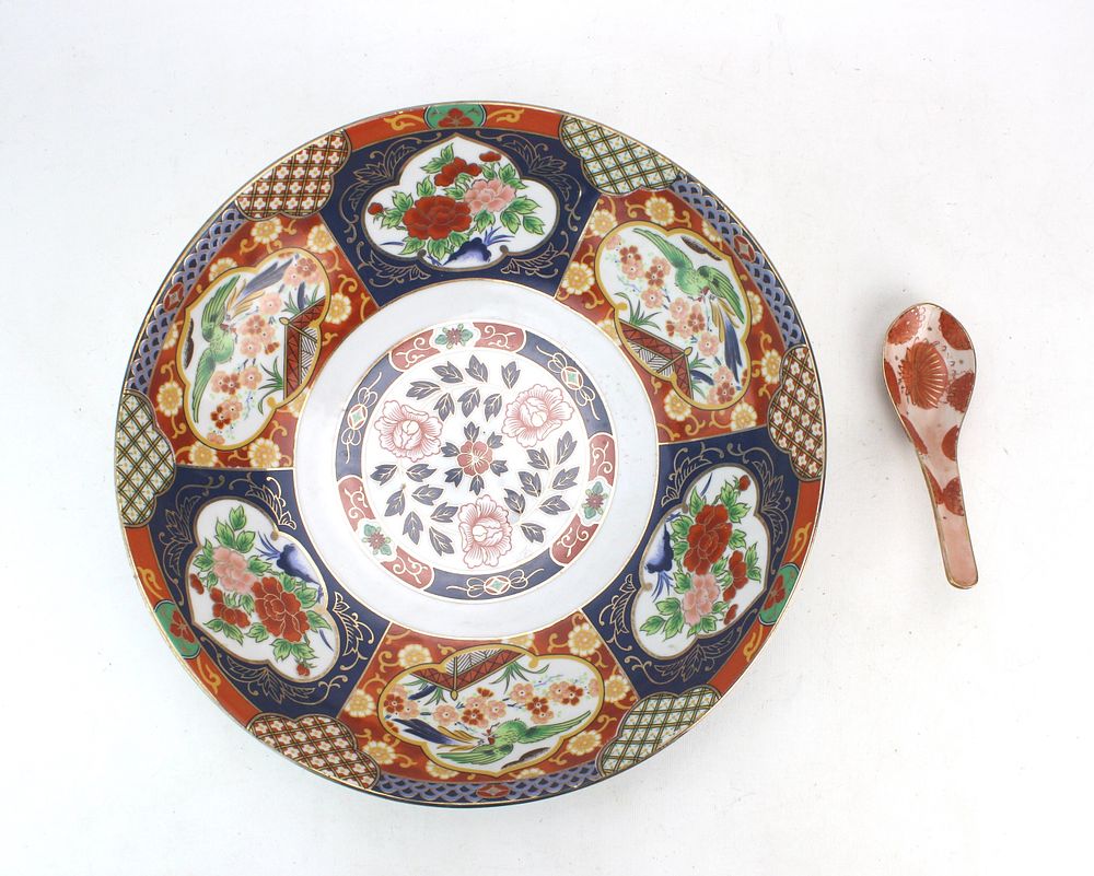 Lot 368: Japanese Imari Bowl and Porcelain Spoon