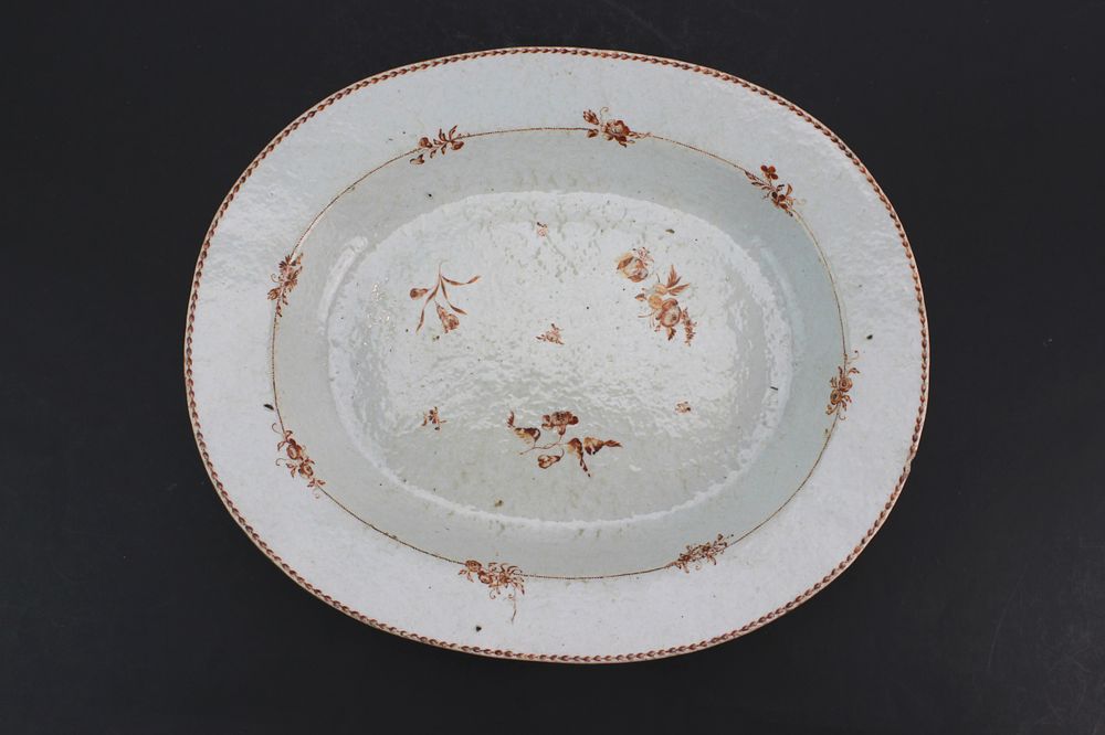 Lot 378: Chinese Export Porcelain Floral Platter