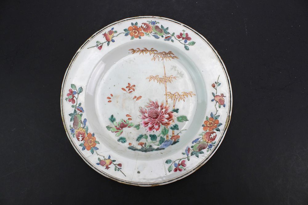 Lot 383: Chinese Export Famille Rose Floral Plate