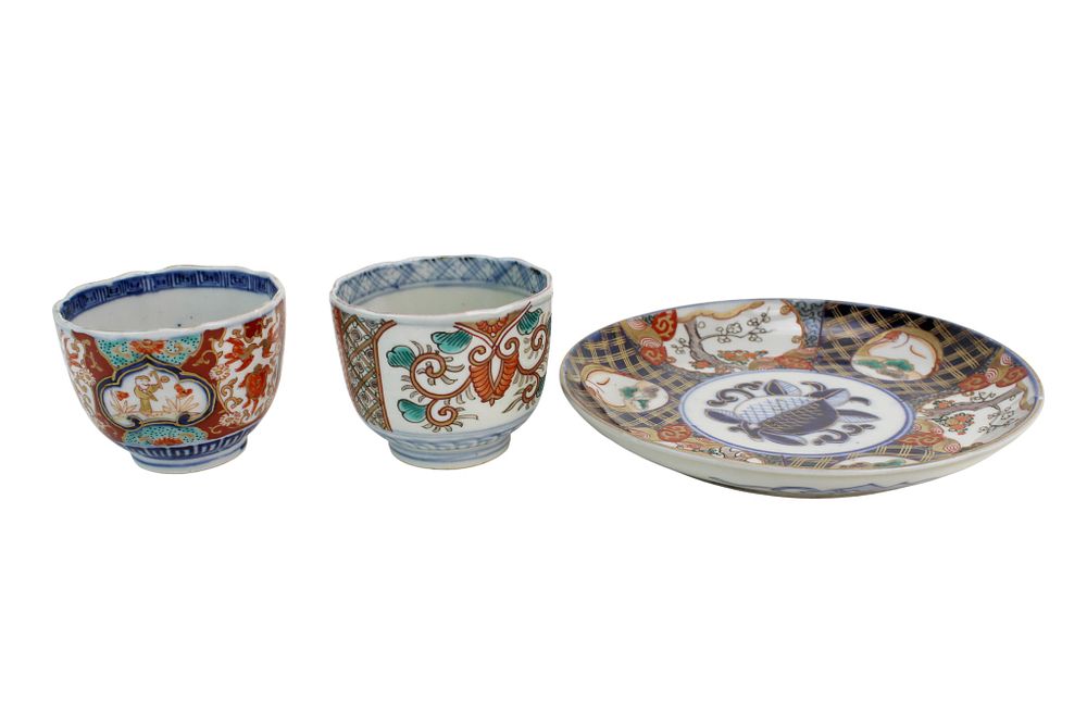Lot 395: Three Chinese Imari Porcelain Cups & Saucer