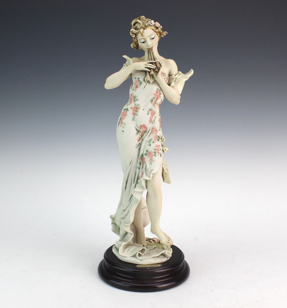 Lot 404: Giuseppe Armani “Melody” Figurine