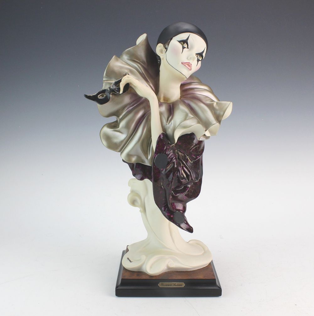Lot 406: Giuseppe Armani “Masquerade” Figurine