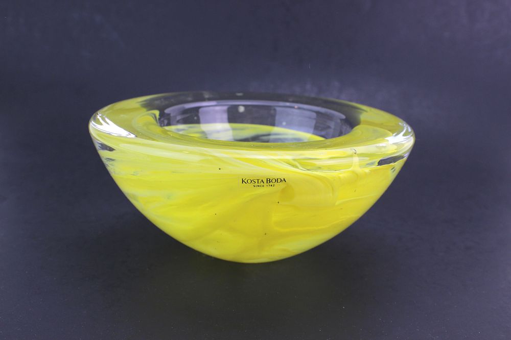 Lot 420: Kosta Boda Yellow Art Glass Bowl