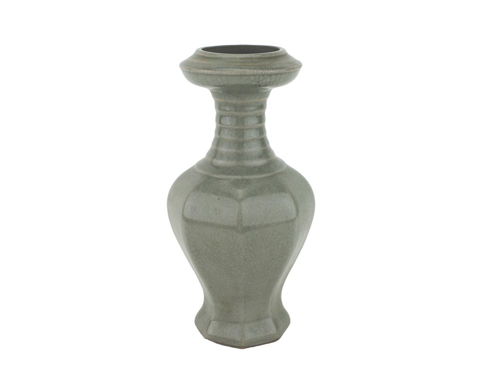 Lot 589: A Chinese Celadon Vase