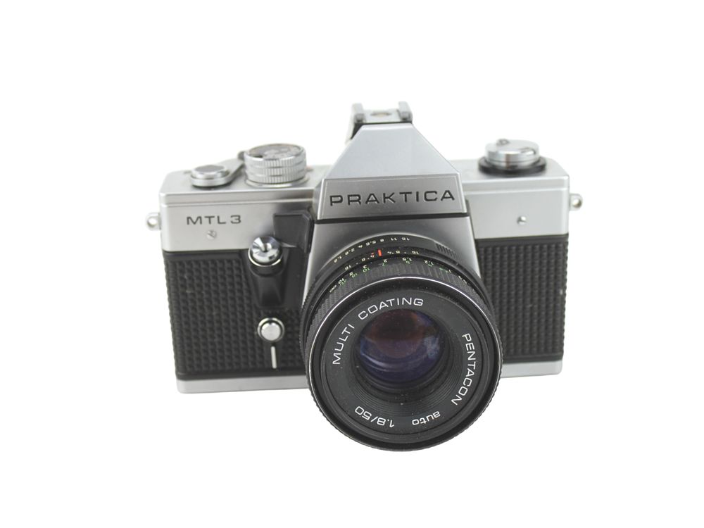 Lot 623: KW PRAKTICA MTL3 35MM SLR CAMERA
