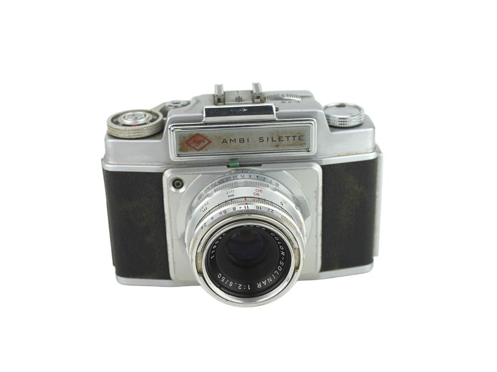 Lot 639: Agfa AMBI Silette35mm rangefinder camera