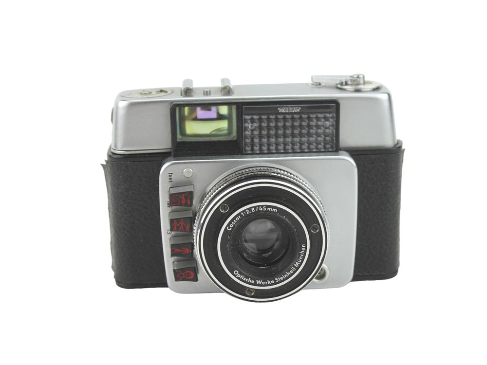 Lot 683: Dacora Dangelmaier Dacora-Matic 4D 35mm Camera