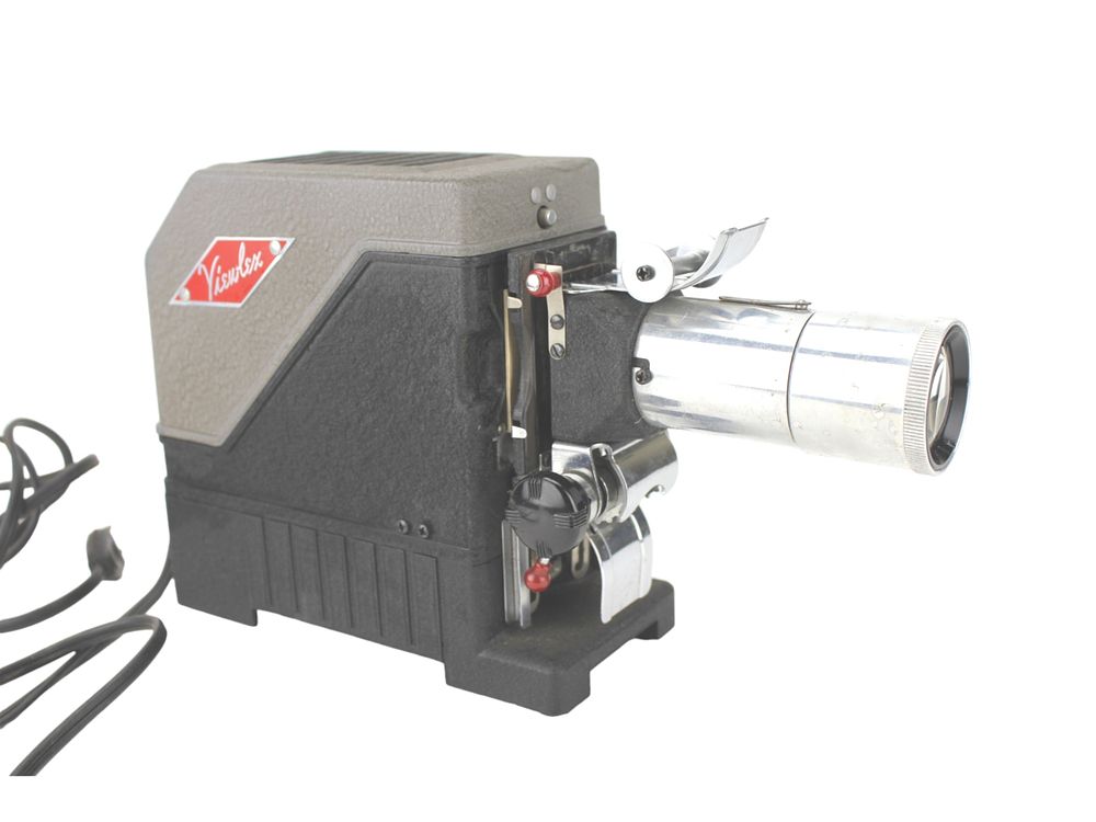 Lot 696: VIEWLEX MODEL AP20 PROJECTOR