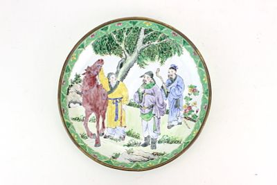 Chinese Enamel Figural Plate. Chinese enamel-decorated plate featuring a hand-painted scene of 