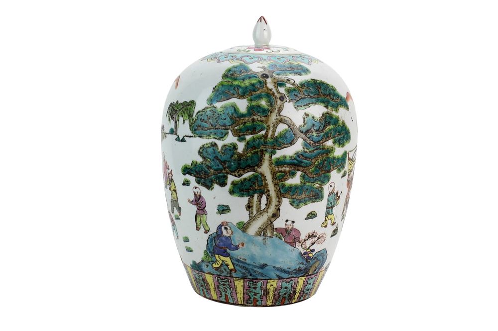 Lot 210: Chinese Famille Rose Lidded Ginger Jar