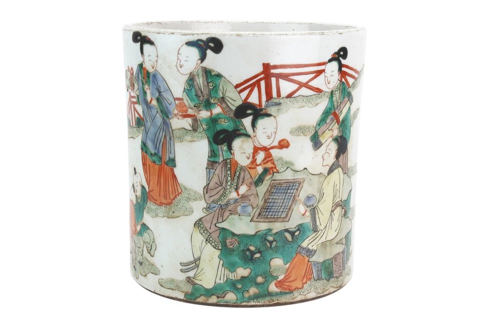 Lot 213: Chinese Famille Verte Porcelain Brush Pot