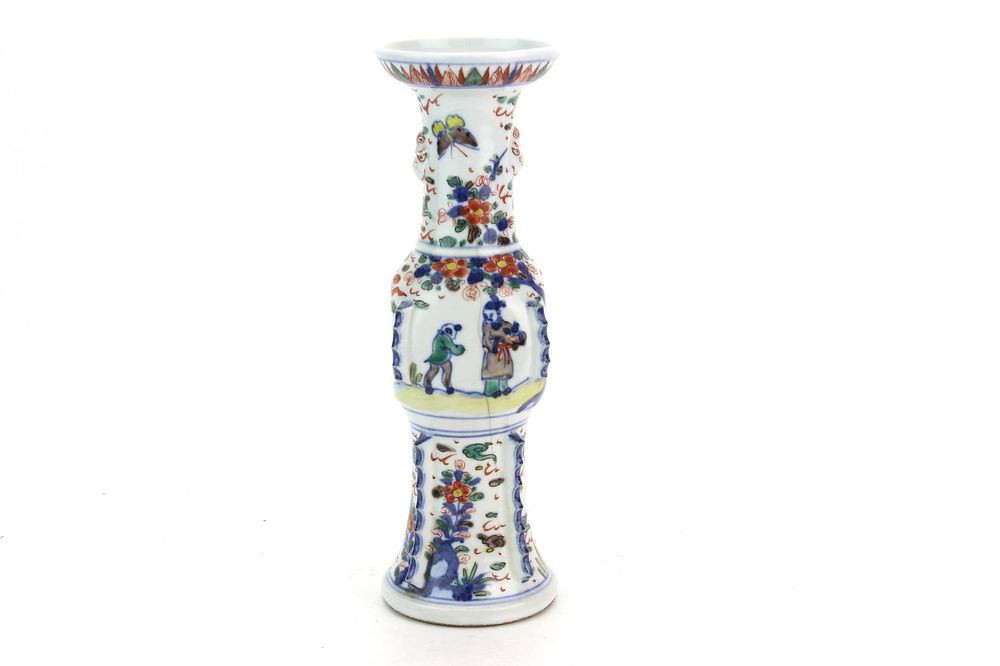 Lot 231: Chinese Famille Rose Figural Porcelain Vase