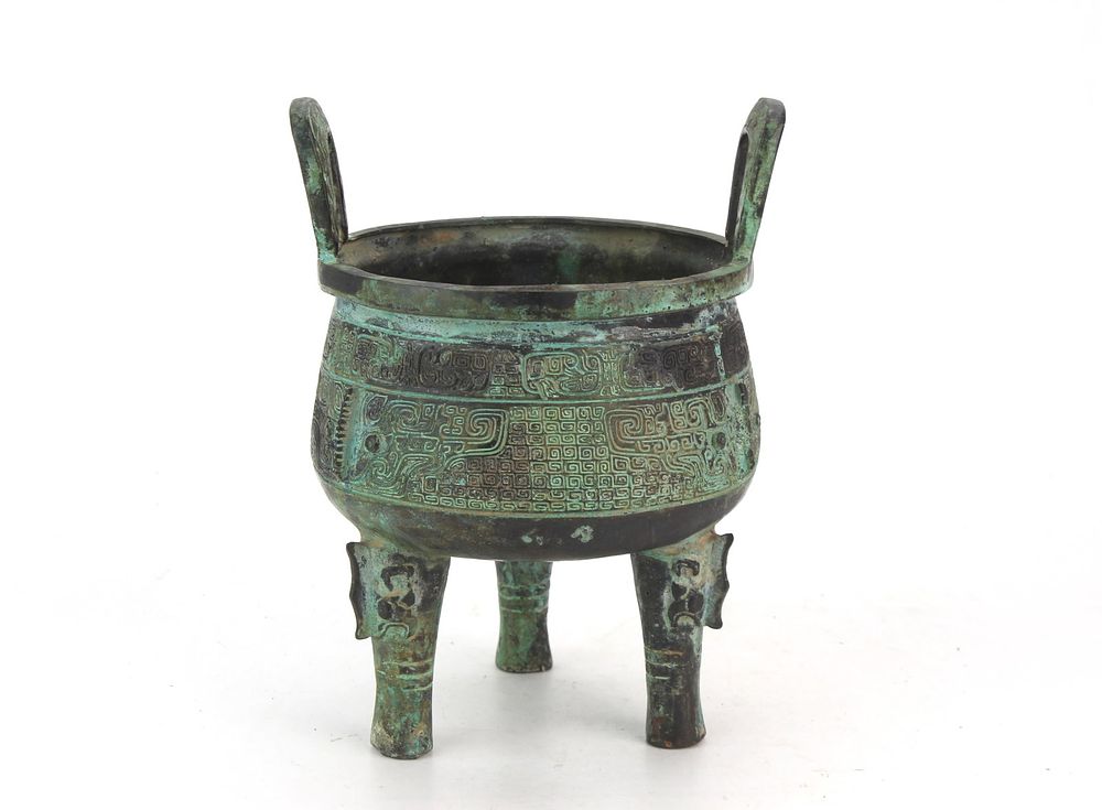Lot 246: Chinese Archaistic Style Bronze Tripod Censer