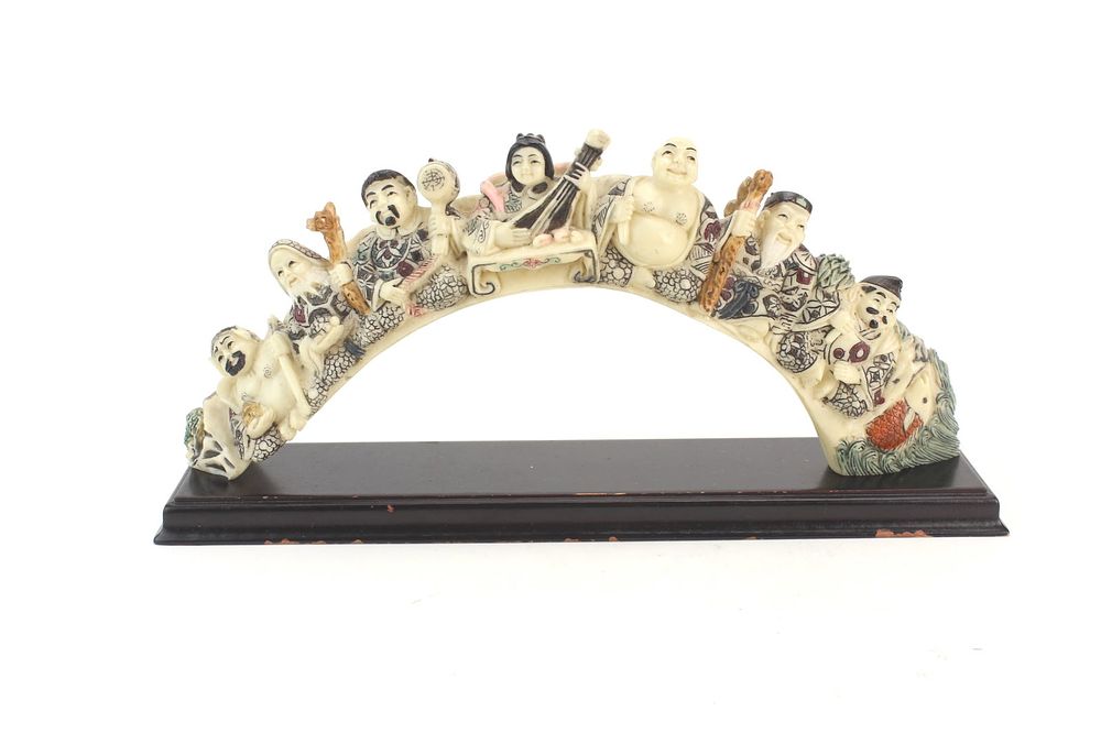 Lot 270: Immortals Resin Arch Figurine