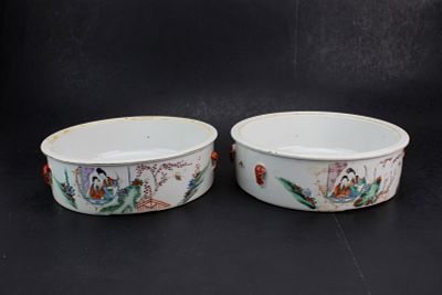 Pair Chinese Famille Rose Bowls. Pair of Chinese famille rose porcelain serving bowls with 