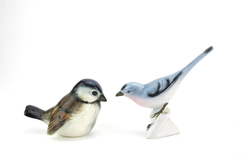 Lot 310: Two Porcelain Bird Figurines