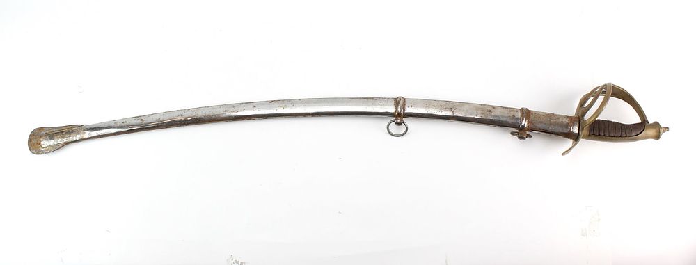 Lot 329: Civil War Style Cavalry Saber w/ Scabbard