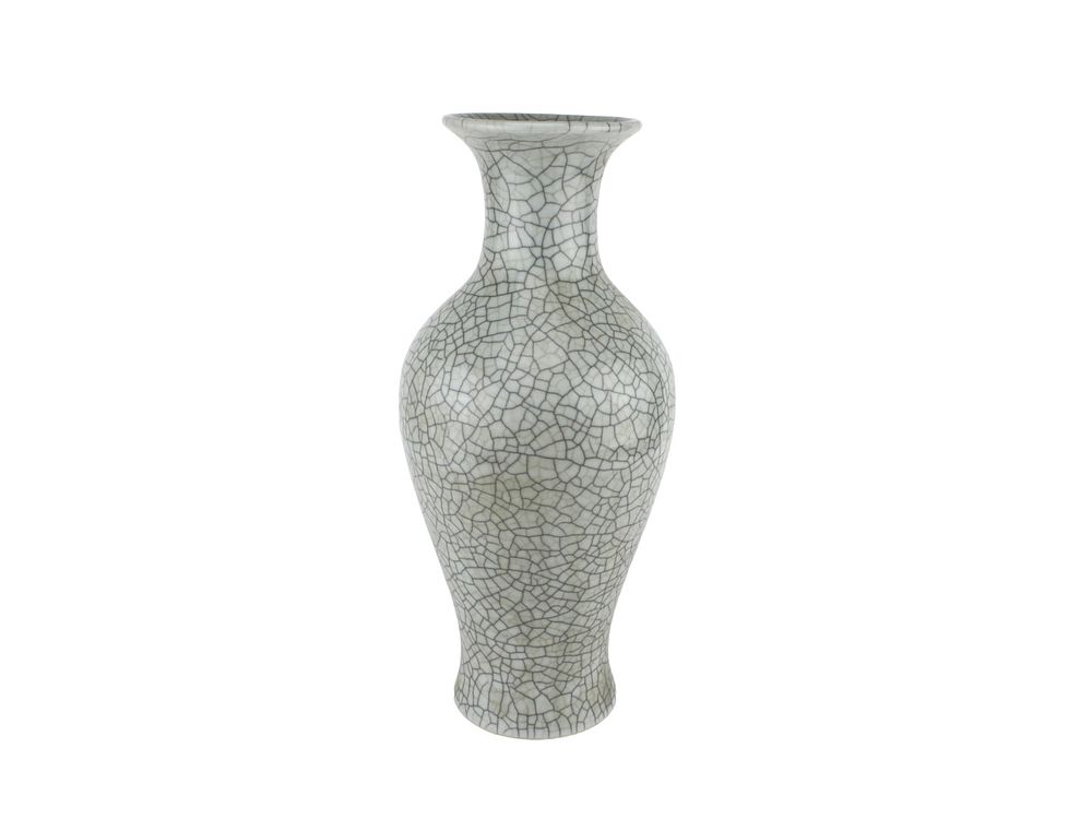 Lot 373: A Chinese Ge-Type Crackle Porcelain Vase