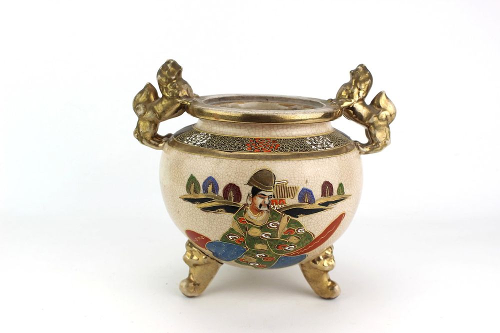 Lot 374: Japanese Satsuma Tripod Censer With Warrior Motif