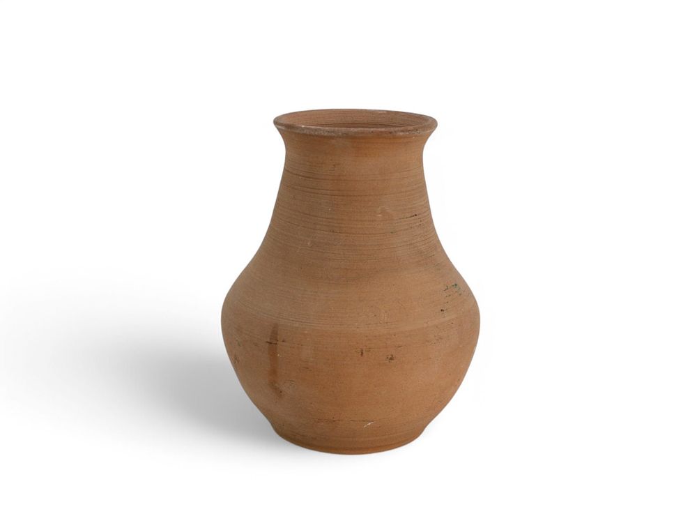 Lot 401: A Chinese Unglazed Terracotta Water Vessel