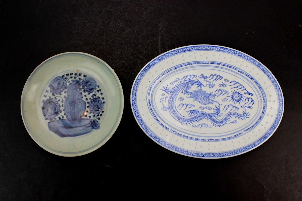 Lot 407: Two Chinese Blue & White Porcelain Dishes
