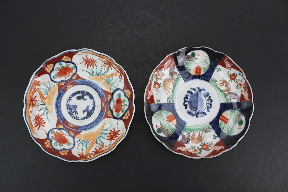 Lot 419: Pair Japanese Imari Porcelain Plates