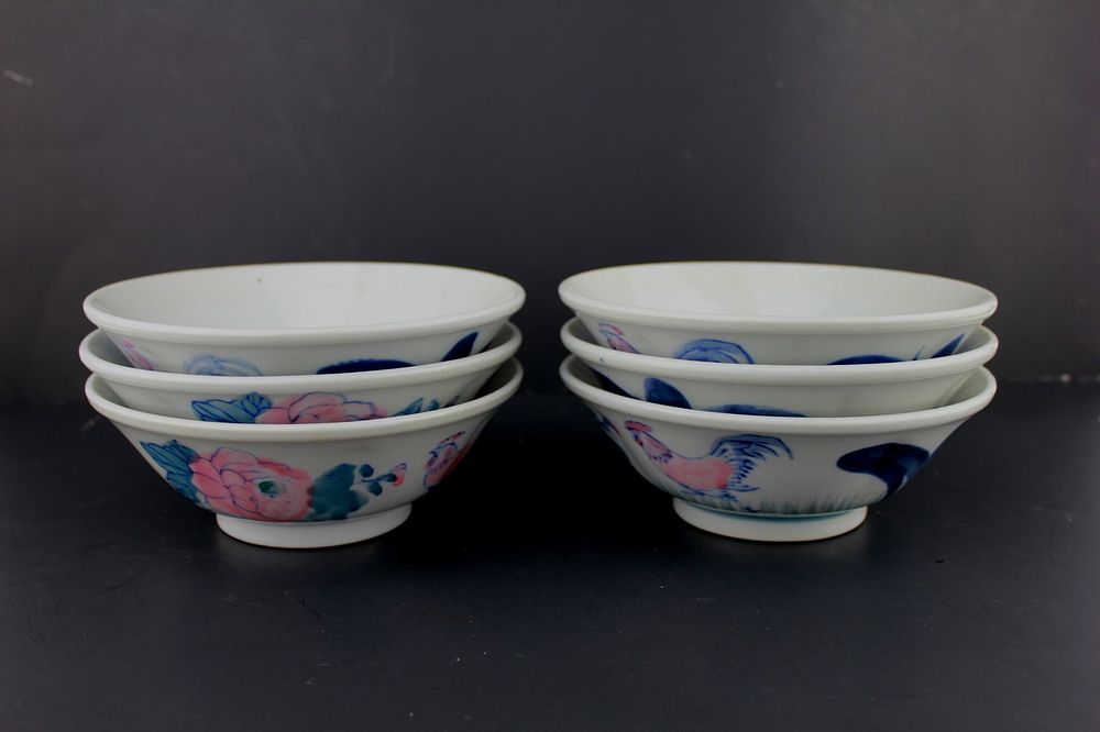 Lot 468: SIX PIER 1 IMPORTS FAMILLE ROSE BOWLS