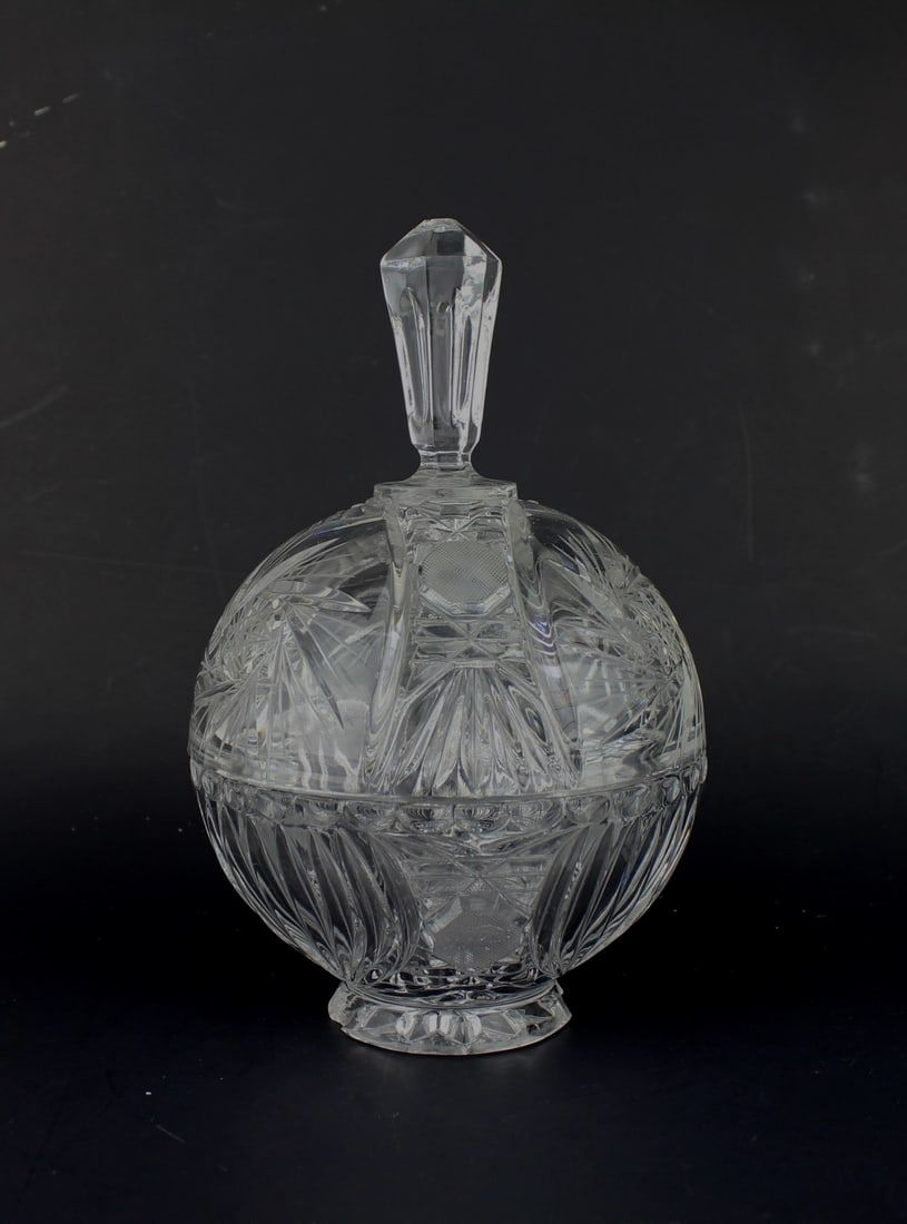 Lot 517: A Cut Crystal Glass Lidded Bowl With Finial Handle