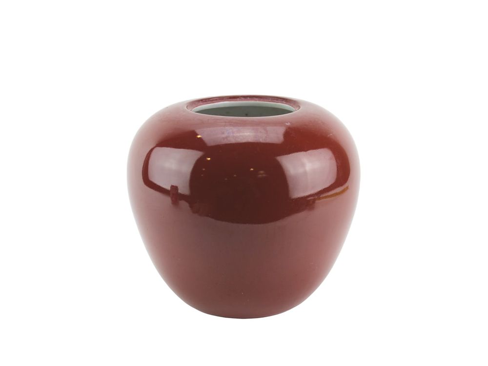 Lot 533: Chinese Oxblood-Glazed Porcelain Ginger Jar