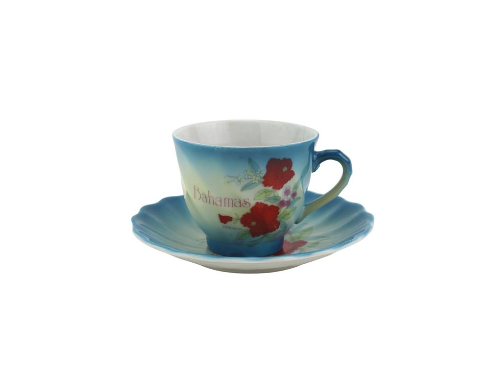 Lot 545: Bahamas Souvenir Teacup and Saucer Set