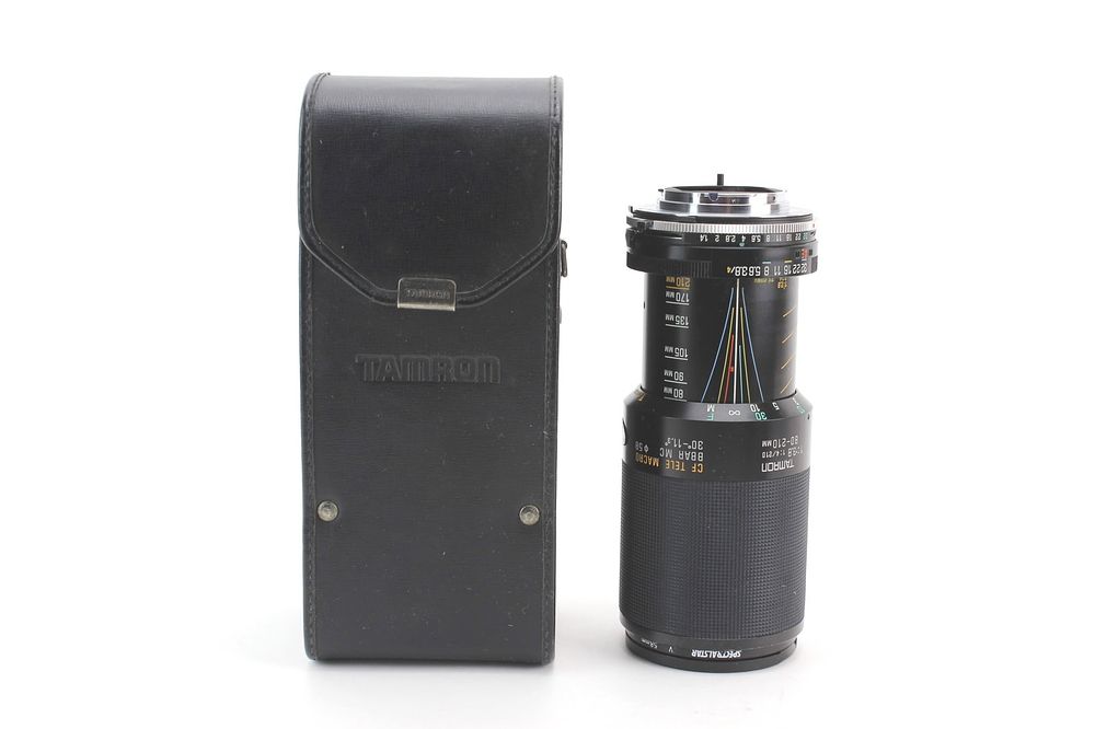 Lot 615: Tamron CF Tele Macro 1:3.8 80-210 mm Lens