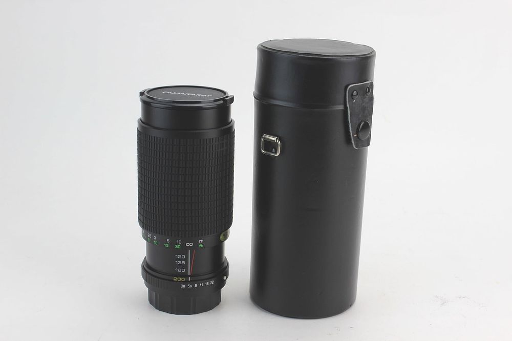 Lot 623: Quantaray 80-200mm Lens for Mamiya