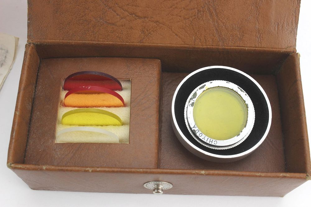 Lot 627: Vintage Camera Filters & Adapter Set