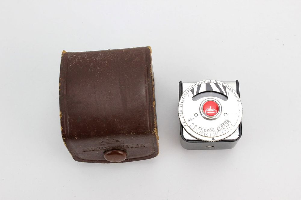 Lot 628: Vintage Walz Micro-Meter Light Meter