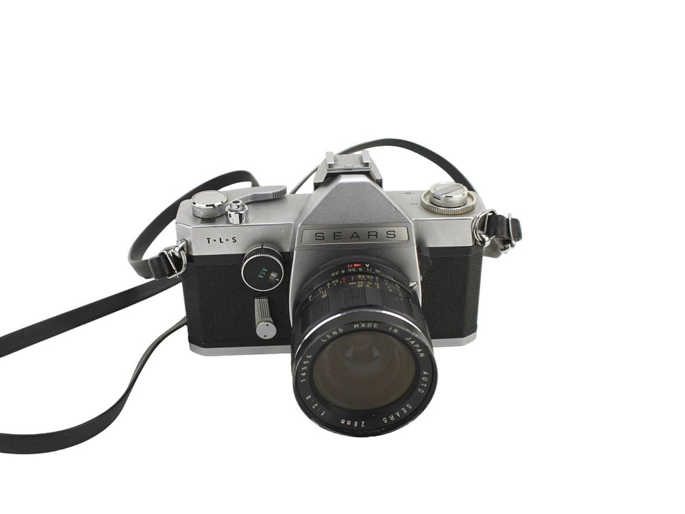 Lot 635: SEARS TLS 35MM SLR CAMERA
