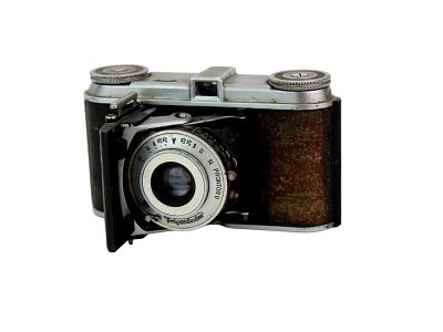 Yoigtlander Bessapan-Film Prontor II Camera. Circa 1950s.