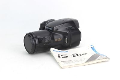 Olympus IS-3 DLX 35 mm SLR Camera. Olympus IS-3 DLX 35 mm SLR Quartdate Camera, with Olympus AF 
